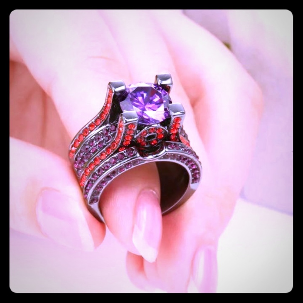 Size 8 Ring Set
